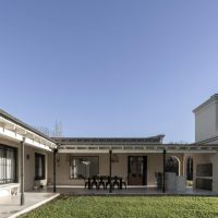 Arquitectura con identidad y respetando el entorno