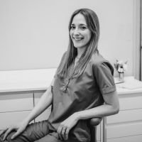 Rausch Odontología: Transformar sonrisas desde la raíz