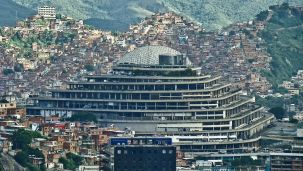 El Helicoide es un emblemático edificio en Caracas, Venezuela
