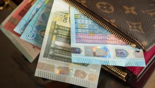 Precio del euro blue hoy viernes 9 de enero