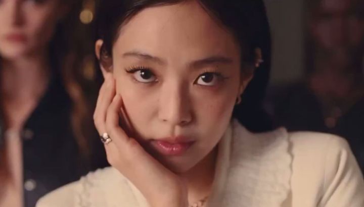 Jennie de BLACKPINK protagoniza la nueva campaña de Coco Crush 2026 de CHANEL