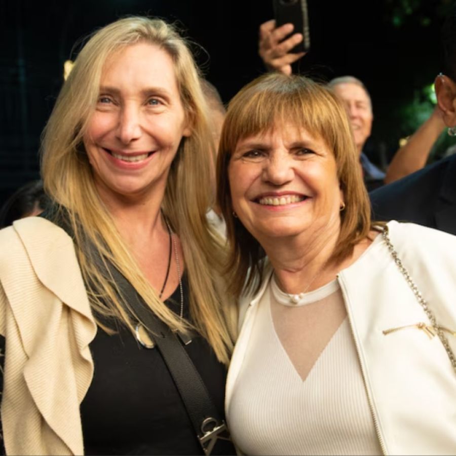 Karina Milei y Patricia Bullrich asistieron al teatro para presenciar la  obra de Guillermo Yanco | Perfil
