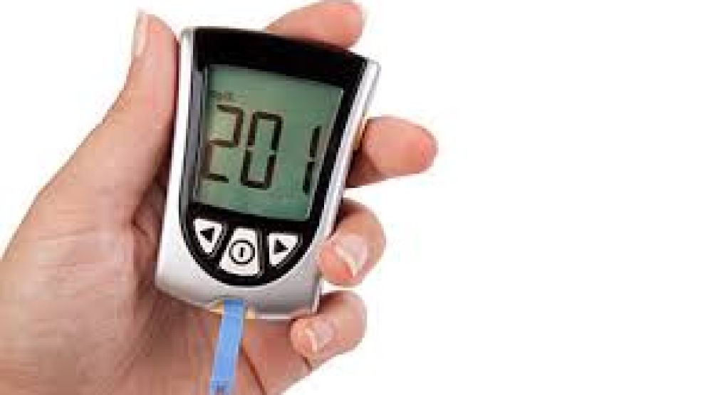 ¿Cómo controlar los niveles de azúcar en sangre?