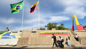 110126_venezuela_monumento_xinhua_g