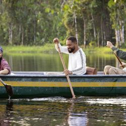 De la Antártida al Artico, Will Smith recorrió el planeta rodando al serie de National Geographic De Polo a Polo que se estrena en Disney +.