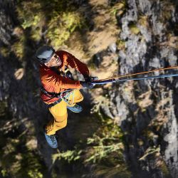 De la Antártida al Artico, Will Smith recorrió el planeta rodando al serie de National Geographic De Polo a Polo que se estrena en Disney +.