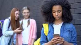 Preocupa cada vez más la adicción a las redes sociales. 