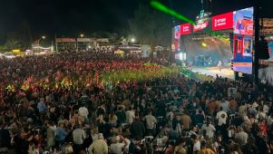 Festival Folklore en el Agua