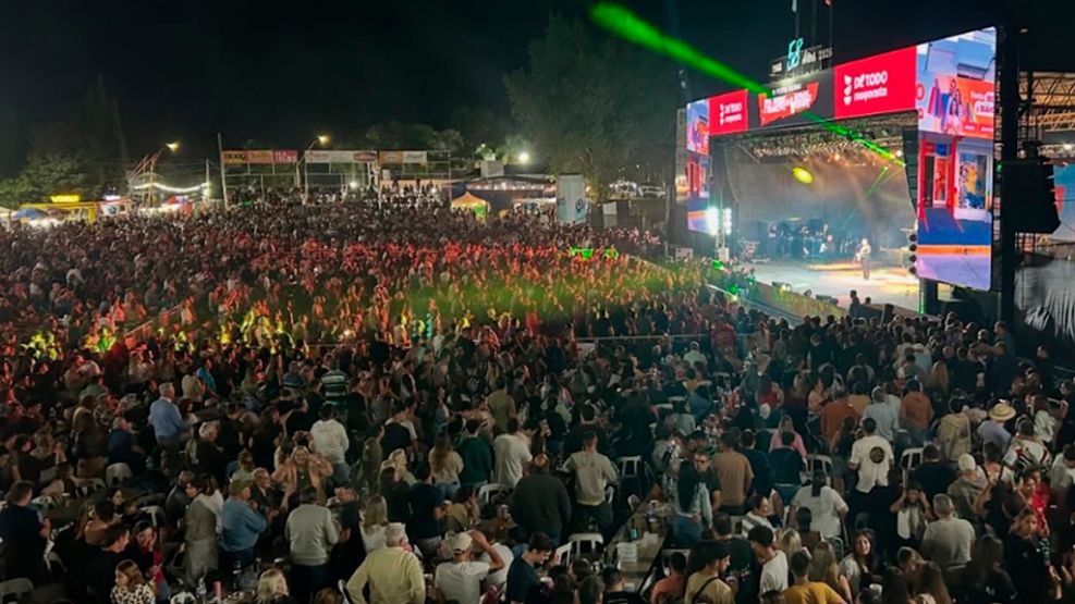 Festival Folklore en el Agua