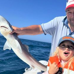 El punto de pesca elegido fue uno de los habituales, ubicado a unos 12 kilómetros de la costa, en dirección al muelle de Pescadores de Miramar, sobre una profundidad cercana a los 30 metros. 