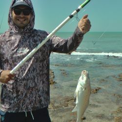 Con el telón bajado en Orense y Kevin Ginel consagrado, la actividad no se detiene. La revancha para los amantes de las competencias en el mar será inmediata: el próximo domingo 25 se disputará el torneo de Reta. (Fotos: Gentileza Omar Calafate, Pasión por la Pesca).