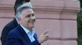 Martin Llaryora contento