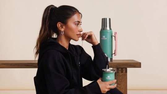 Antonela Roccuzzo lanza una colección inspirada en su filosofía de bienestar