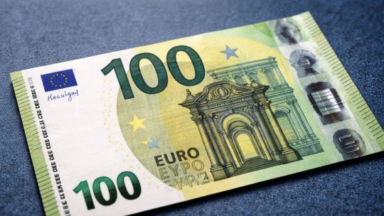 A cuánto cerró el euro blue hoy, 25 de junio