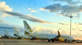Flybondi quedó bajo la lupa de la ANAC tras reiteradas cancelaciones y demoras