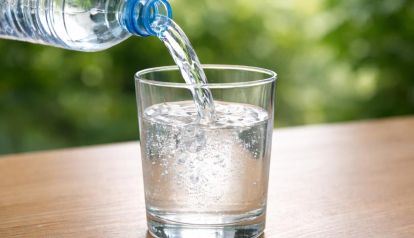 Hidratación y voz: una relación fundamental para la salud vocal