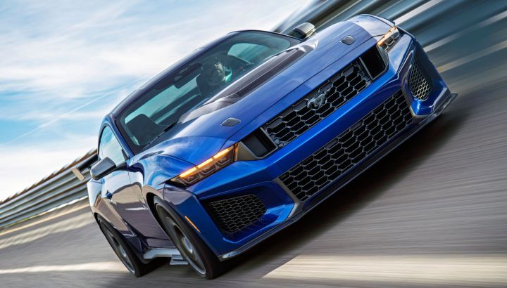Mustang Dark Horse SC: Ford Racing libera un V8 sobrealimentado de 800 CV