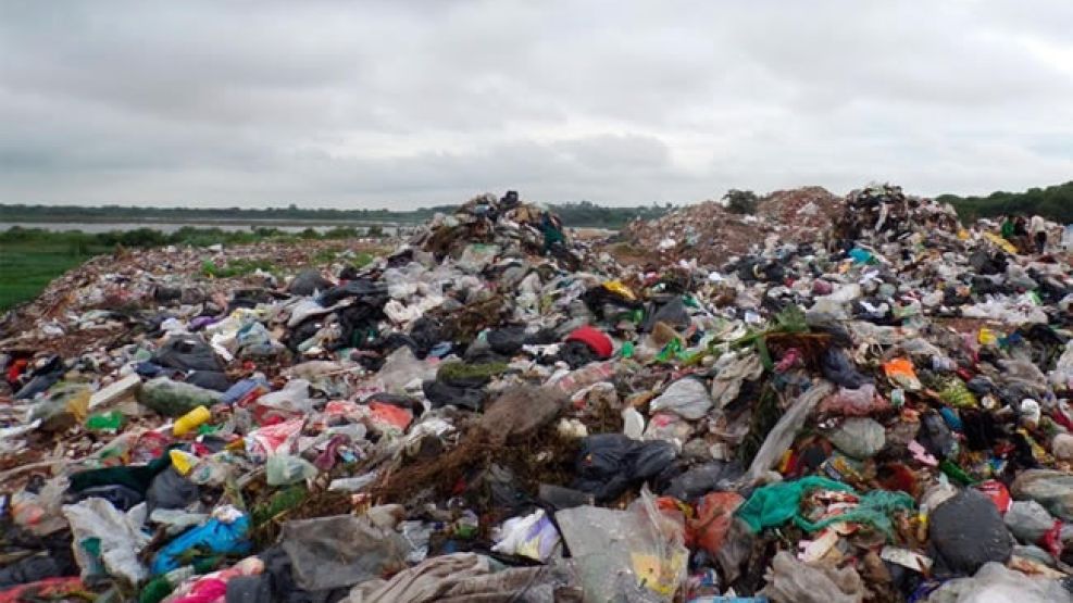 hallazgo de feto en paso de los libres