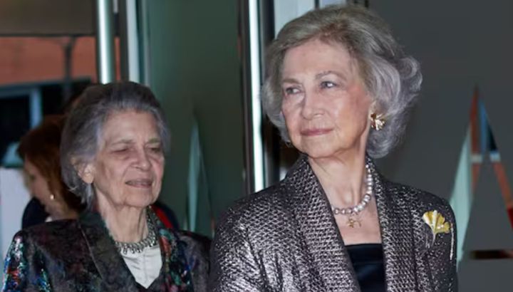 Salió a la luz cómo fueron los últimos días de la reina Sofía junto a su inseparable hermana Irene