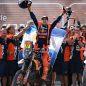 ¡Hombre de arena! Luciano Benavides ganó el Dakar en motos por dos segundos