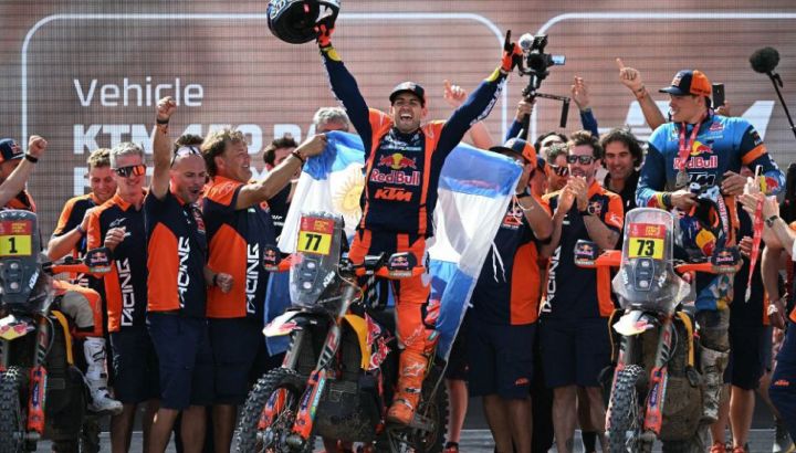 Luciano Benavides ganó el Rally Dakar 2026 en motos por sólo dos segundos