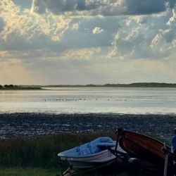 Ante la falta de caudal, la comuna presentó un reclamo formal a la Autoridad del Agua de la Provincia. Señalan que el problema no es la sequía, sino cuatro modificaciones que impiden la recarga natural.