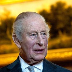 El rey Carlos III de Gran Bretaña asiste a una recepción en el Palacio de Holyroodhouse, Edimburgo, con motivo del Foro de Inversión de Escocia. | Foto:Jane Barlow / POOL / AFP