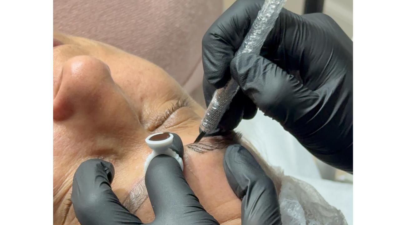 Micropigmentación de cejas: el valor de una mirada personalizada