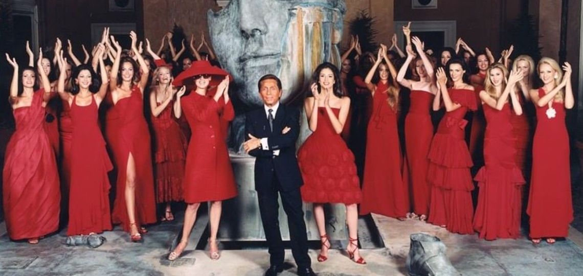 El último emperador de la moda: murió el diseñador italiano Valentino Garavani