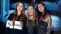 Soledad Aquino junto a sus hijas, Mica y Cande Tinelli