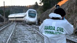 Un periodista español contó cómo fueron los accidente ferroviarios que conmocionan a España