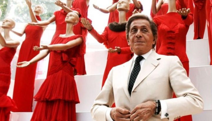 Del Rosso Valentino al Pink PP: cómo dos colores escribieron la historia de Valentino