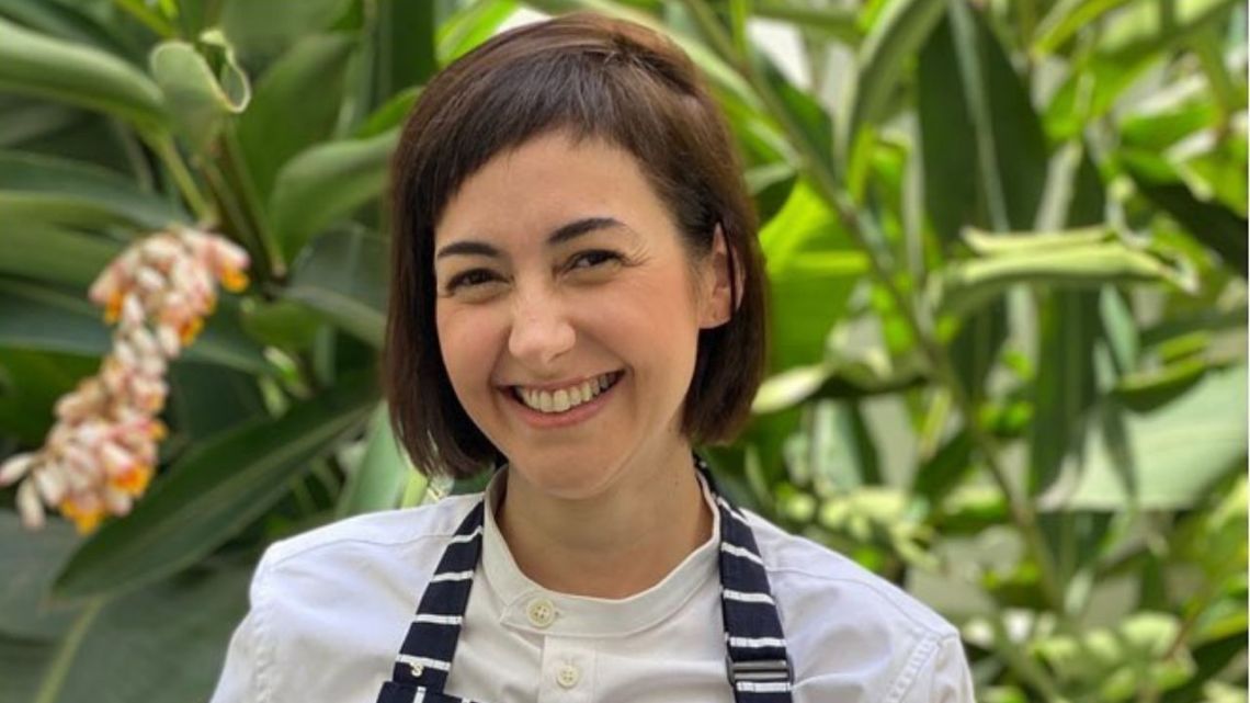 Quién es Ximena Sáenz, la cocinera que reemplaza a Donato de Santis