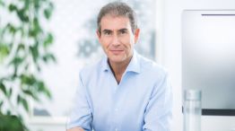 Maurice Ostro 20012026