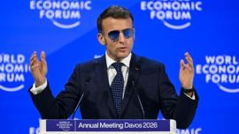 Emmanuel Macron acusó a Donald Trump de intentar someter a Europa: “No somos respetados”