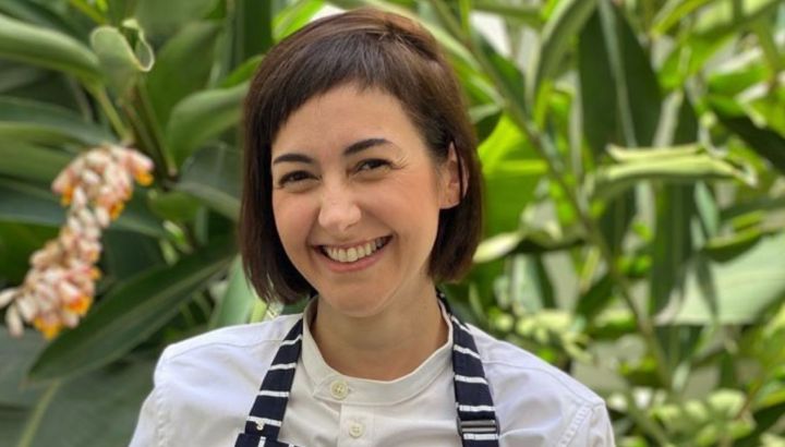 Quién es Ximena Sáenz, la cocinera que reemplaza a Donato de Santis como jurado de MasterChef Celebrity