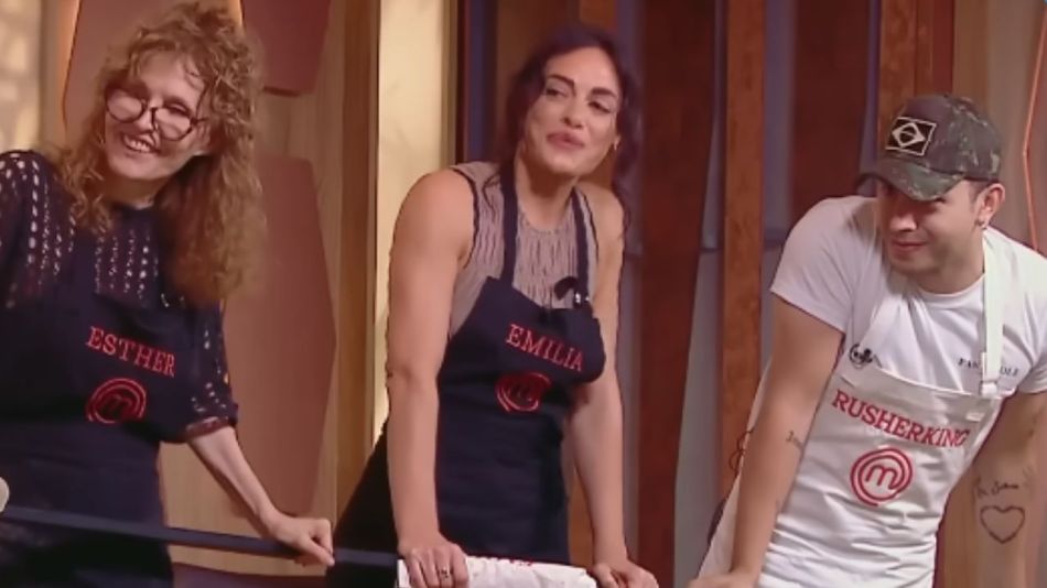 Esther Goris,  Emilia Attias y Rusherking en Masterchef Celebrity
