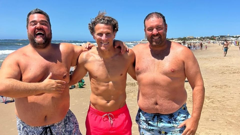 Dario Barassi redobló la apuesta, su gremio de gordos en José Ignacio es un éxito 