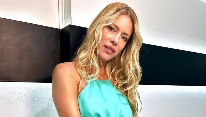 Nicole Neumann apuesta al look Aladín y marca tendencia este verano
