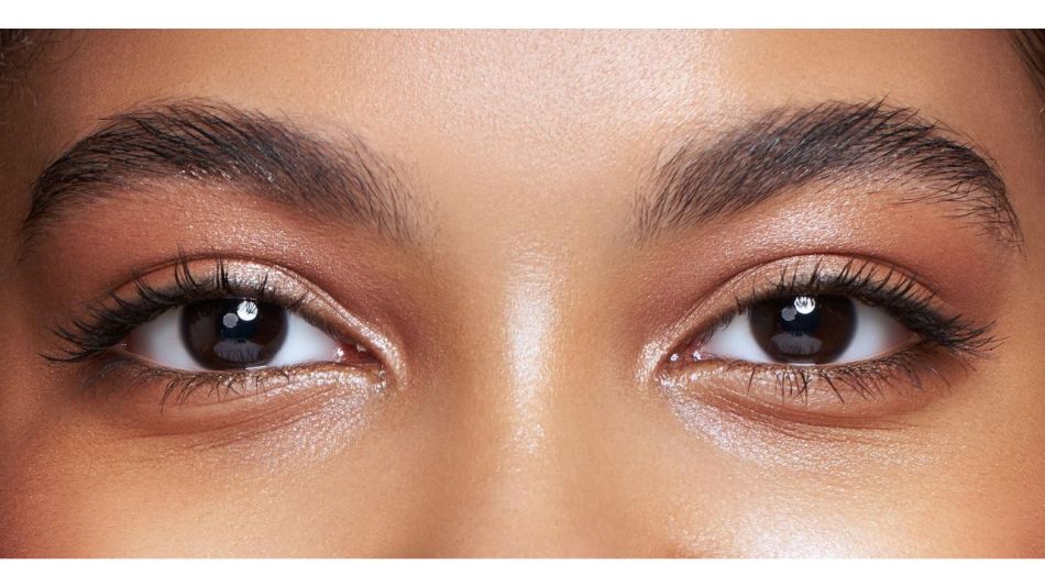 El arte del rejuvenecimiento periorbitario no invasivo