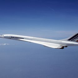 Air France conmemora los 50 años del primer vuelo comercial del Concorde.