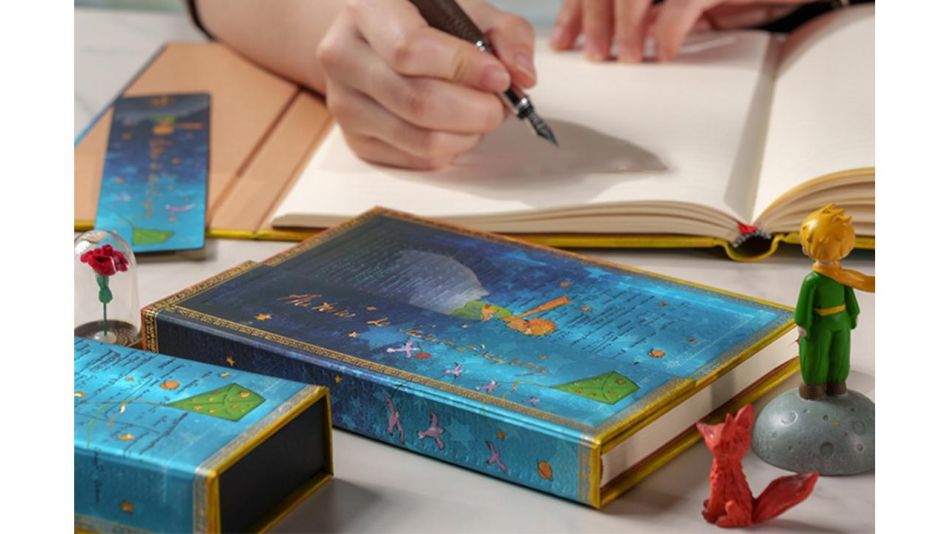 Una vuelta a clases distinta: cuadernos mágicos para que tus hijos creen su propio mundo