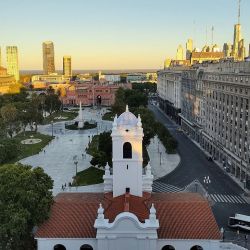 Visitas gratuitas a la ciudad para conocer su historia.
