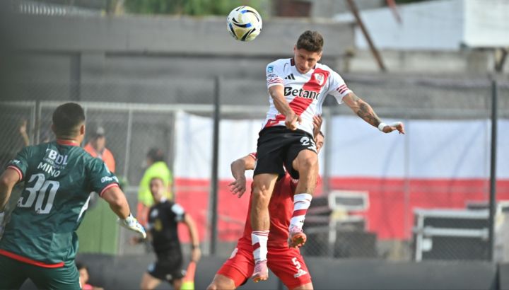 River vs Barracas Central en el Apertura 2026