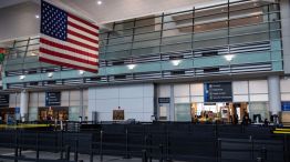 Apagones, vuelos cancelados, supermercados vacíos: una gran tormenta invernal azota EEUU