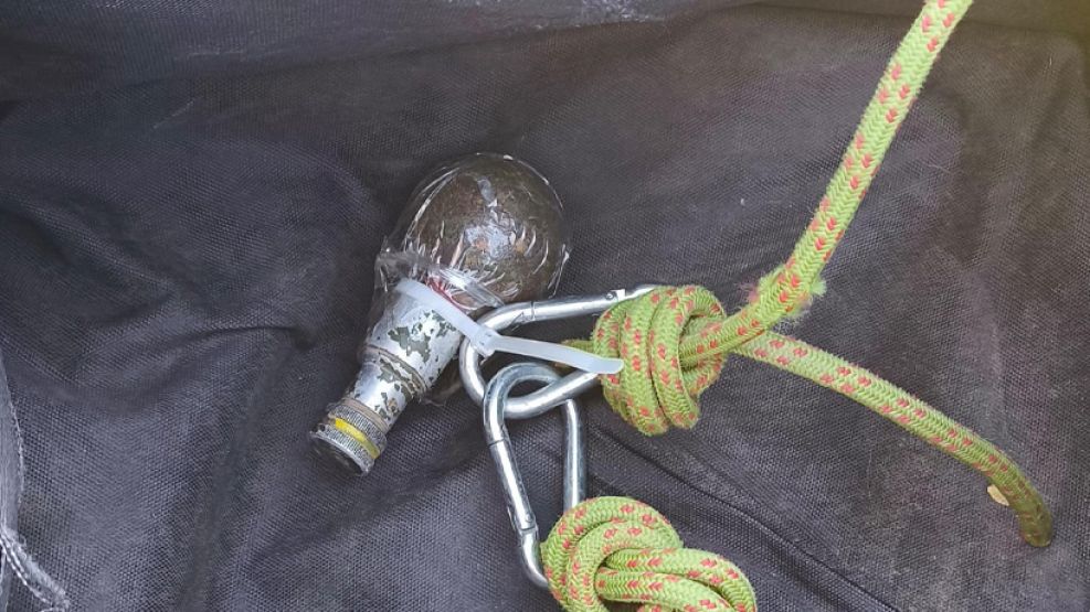 Granada arrojada a la policía de Córdoba