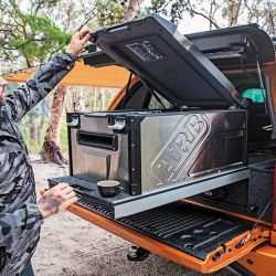 Claves para elegir la heladera 12/220 volts para realizar travesías 4x4 de overlanding.