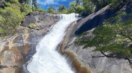 Una mujer murió al tirarse de la Cascada Frey, en el Parque Nacional Nahuel Huapi de Bariloche