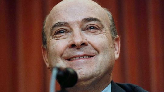 Cepo cambiario y ahorro en dólares: la advertencia de Cavallo sobre la falta de inversión en Argentina