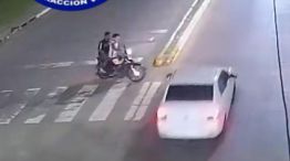 Las cámaras de seguridad tomaron los movimientos de los sospechosos. 